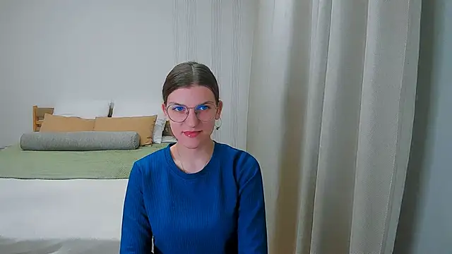 AnnaThorne online show from 05/05/26, 04:31