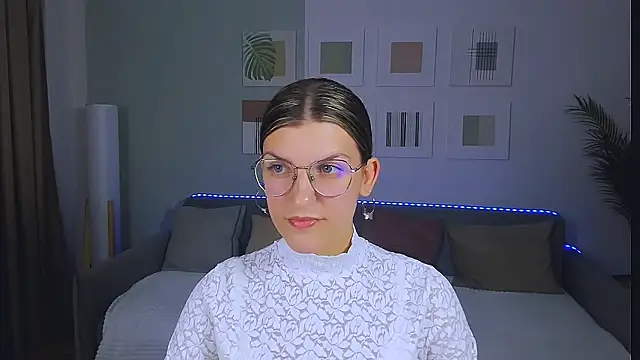 AnnaThorne online show from 05/29/26, 11:30