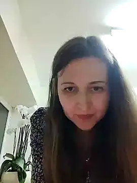 irresistibelle online show from 04/21/26, 01:42