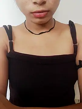 Snapshot of Kamini_rani chatting on 05/20/26, 04:29 Kamini rani online show from 05/20/26, 04:29