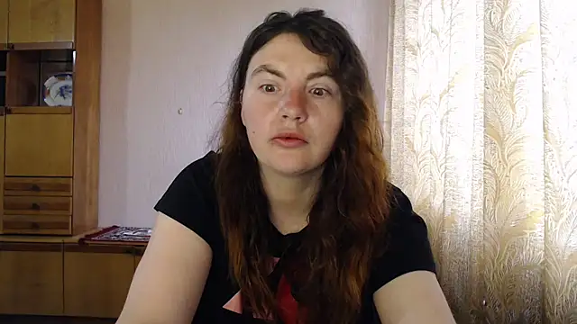 AlinaxJames online show from 04/18/26, 05:55