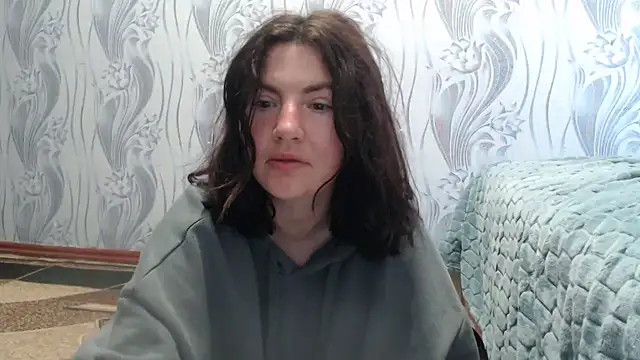 AlinaxJames online show from 06/02/26, 09:44