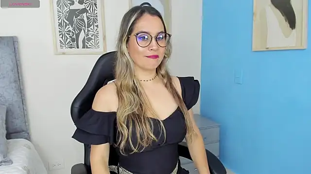 Snapshot of sugar_milff chatting on 06/09/26, 12:39 sugar milff online show from 06/09/26, 12:39