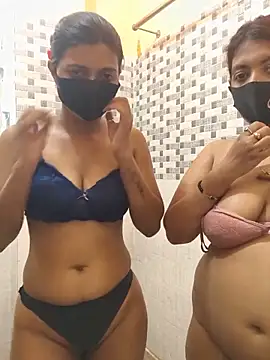 Loving Naughtycouple online show from 06/04/26, 07:03