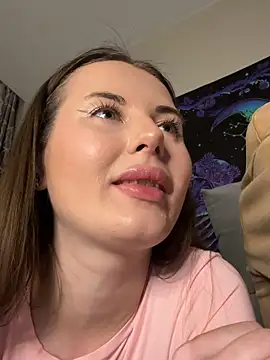 kittieSquad online show from 05/07/26, 04:34