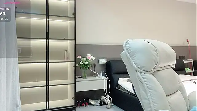 Snapshot of wenwen-mm chatting on 07/25/26, 04:26 wenwen-mm online show from 07/25/26, 04:26