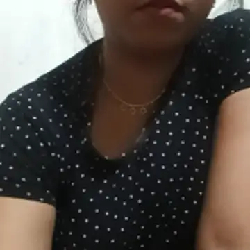 Snapshot of Roshni_77 chatting on 05/26/26, 07:54 Roshni 77 online show from 05/26/26, 07:54