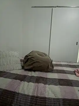 pinkybitch online show from 04/21/26, 08:44