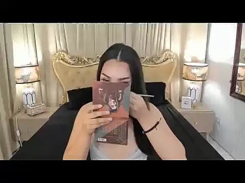 OliviaRoxy online show from 05/07/26, 05:02