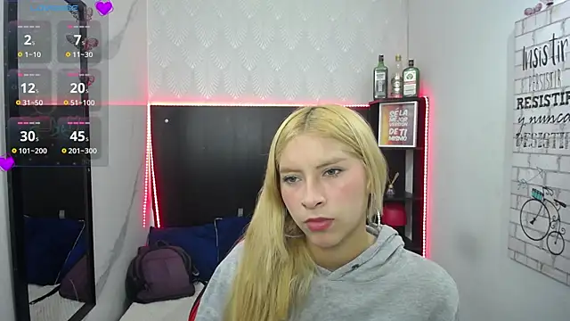 nancy blonde online show from 06/30/26, 01:45