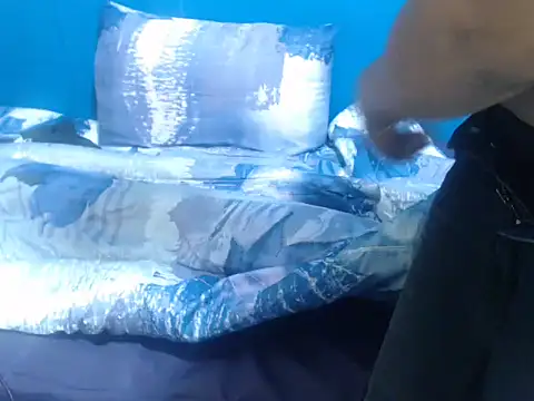 SexySlimBabeX online show from 04/18/26, 01:53