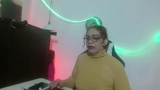 Sweet-Mommy-Milf online show from 05/14/26, 11:44