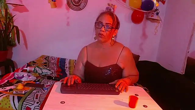 Sweet-Mommy-Milf online show from 06/28/26, 02:28