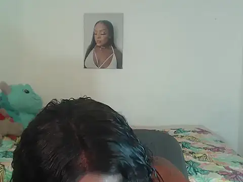 Snapshot of daniela-hot01 chatting on 06/19/26, 05:01 daniela-hot01 online show from 06/19/26, 05:01