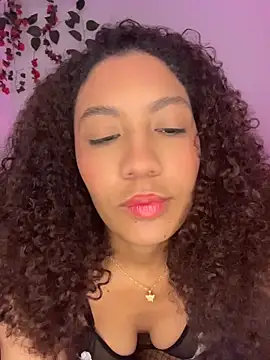 Daphnne Curly online show from 06/06/26, 04:39