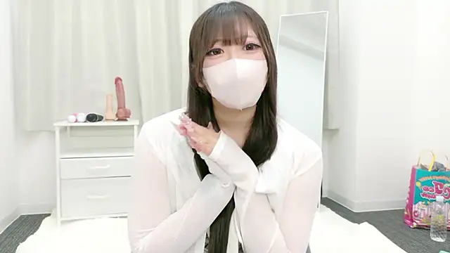 Snapshot of seachan_v chatting on 06/09/26, 12:06 seachan v online show from 06/09/26, 12:06