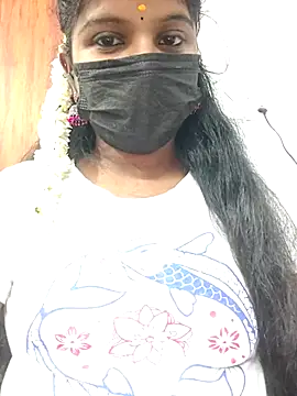 Snapshot of Tamil_Hot_Dharsha chatting on 07/24/26, 09:18 Tamil Hot Dharsha online show from 07/24/26, 09:18