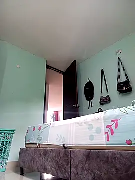 Anny Lucia12 online show from 04/18/26, 07:07