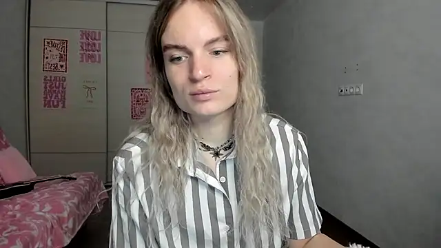 milliKira006 online show from 05/09/26, 04:50