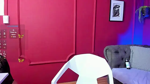Rosie Stone online show from 05/10/26, 03:44