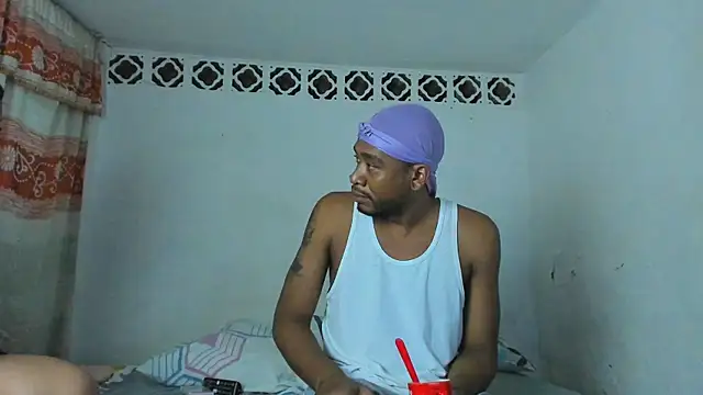 Cherry Chocolate online show from 04/29/26, 01:21