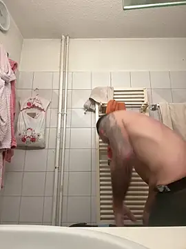 pinto12333 online show from 04/26/26, 08:28