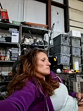 taatypeach69 online show from 04/23/26, 02:24