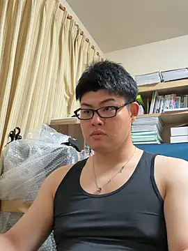 Snapshot of shun_201 chatting on 06/28/26, 01:17 shun 201 online show from 06/28/26, 01:17