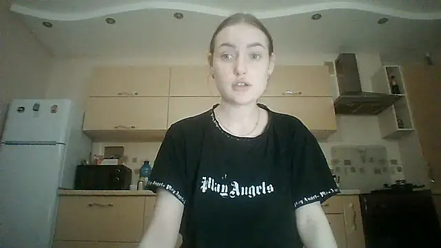 Lisanta online show from 07/21/26, 07:27