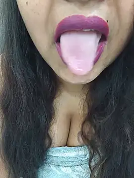 Snapshot of samanatha91 chatting on 07/16/26, 05:08 samanatha91 online show from 07/16/26, 05:08