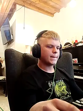 ReekingWild online show from 04/25/26, 09:45