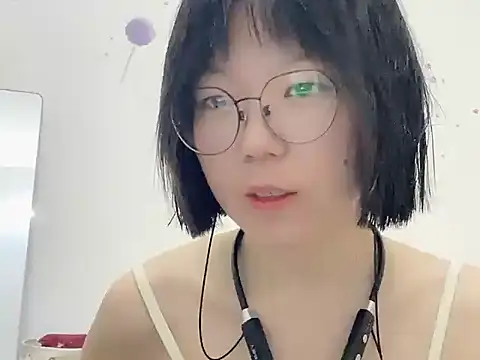 Belle-LL online show from 04/25/26, 02:36