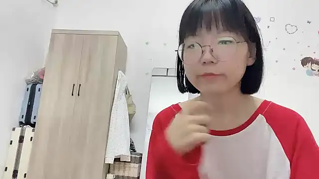 Belle-LL online show from 05/11/26, 04:04