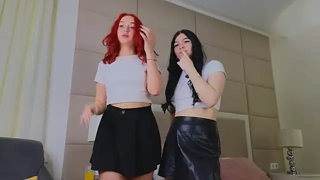 TaffyLune online show from 04/23/26, 09:19