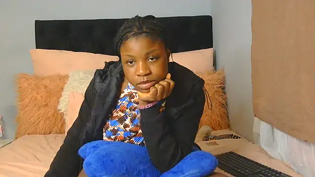 Snapshot of julianaa19 chatting on 05/20/26, 04:57 julianaa19 online show from 05/20/26, 04:57
