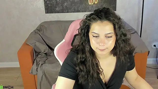 Vivien Ross online show from 05/12/26, 01:14