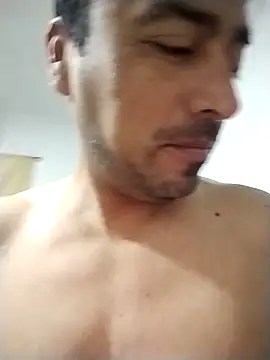 MaximilianoX2020 online show from 04/28/26, 12:54