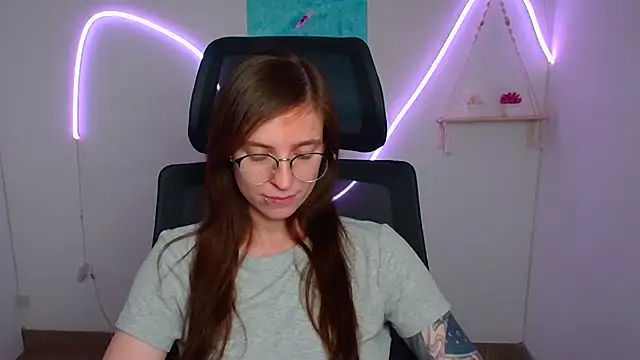 Luna Tantra online show from 05/20/26, 12:33