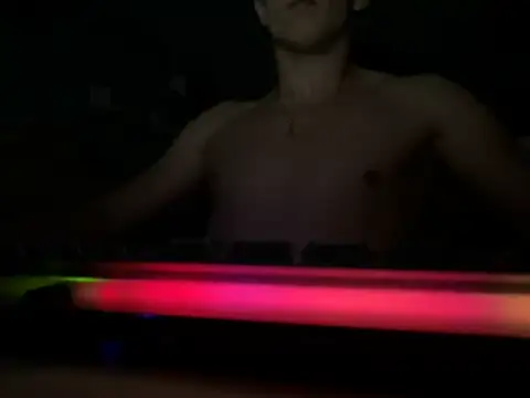 Elnene250 online show from 04/21/26, 08:55