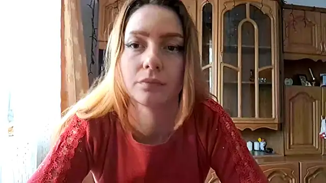 LubaGiovanni online show from 04/23/26, 12:29