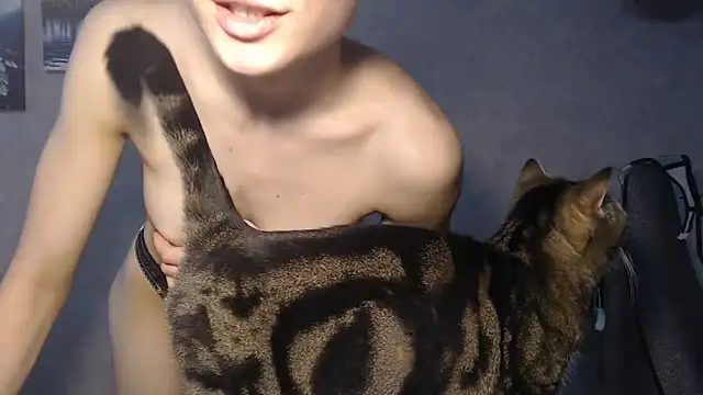 Snapshot of EveLiaka chatting on 05/15/26, 11:12 EveLiaka online show from 05/15/26, 11:12