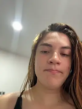  EmmaDavis  online show from 05/20/26, 04:24
