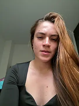 EmmaDavis  online show from 06/05/26, 09:42