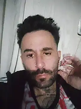 Snapshot of ferch0o12 chatting on 08/05/26, 04:48 ferch0o12 online show from 08/05/26, 04:48