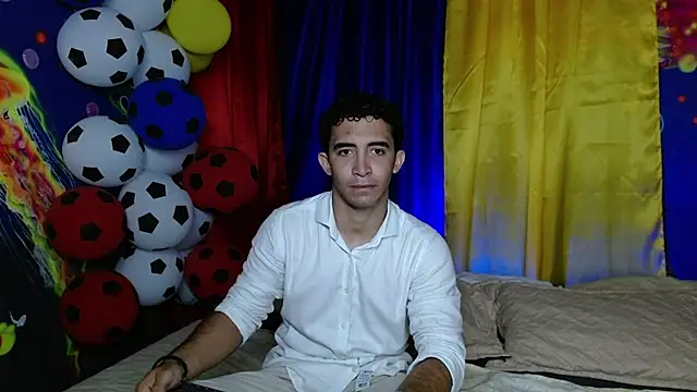caius bigcock1 online show from 06/30/26, 01:39