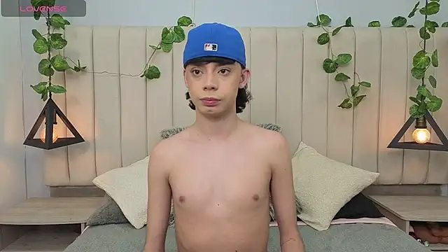 milan zapata online show from 04/21/26, 03:35