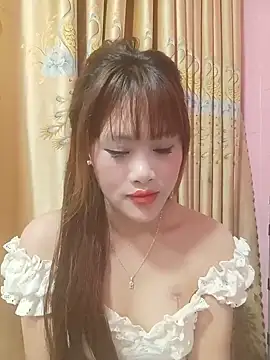 Snapshot of Ly-sexyy chatting on 07/07/26, 08:57 Ly-sexyy online show from 07/07/26, 08:57
