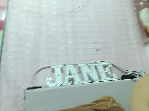 Snapshot of squirtlove1 chatting on 06/03/26, 02:33 squirtlove1 online show from 06/03/26, 02:33