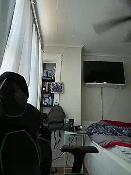 luv chino online show from 04/27/26, 05:33