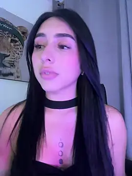 Snapshot of IsabellaNoir_ chatting on 05/16/26, 11:46 IsabellaNoir online show from 05/16/26, 11:46